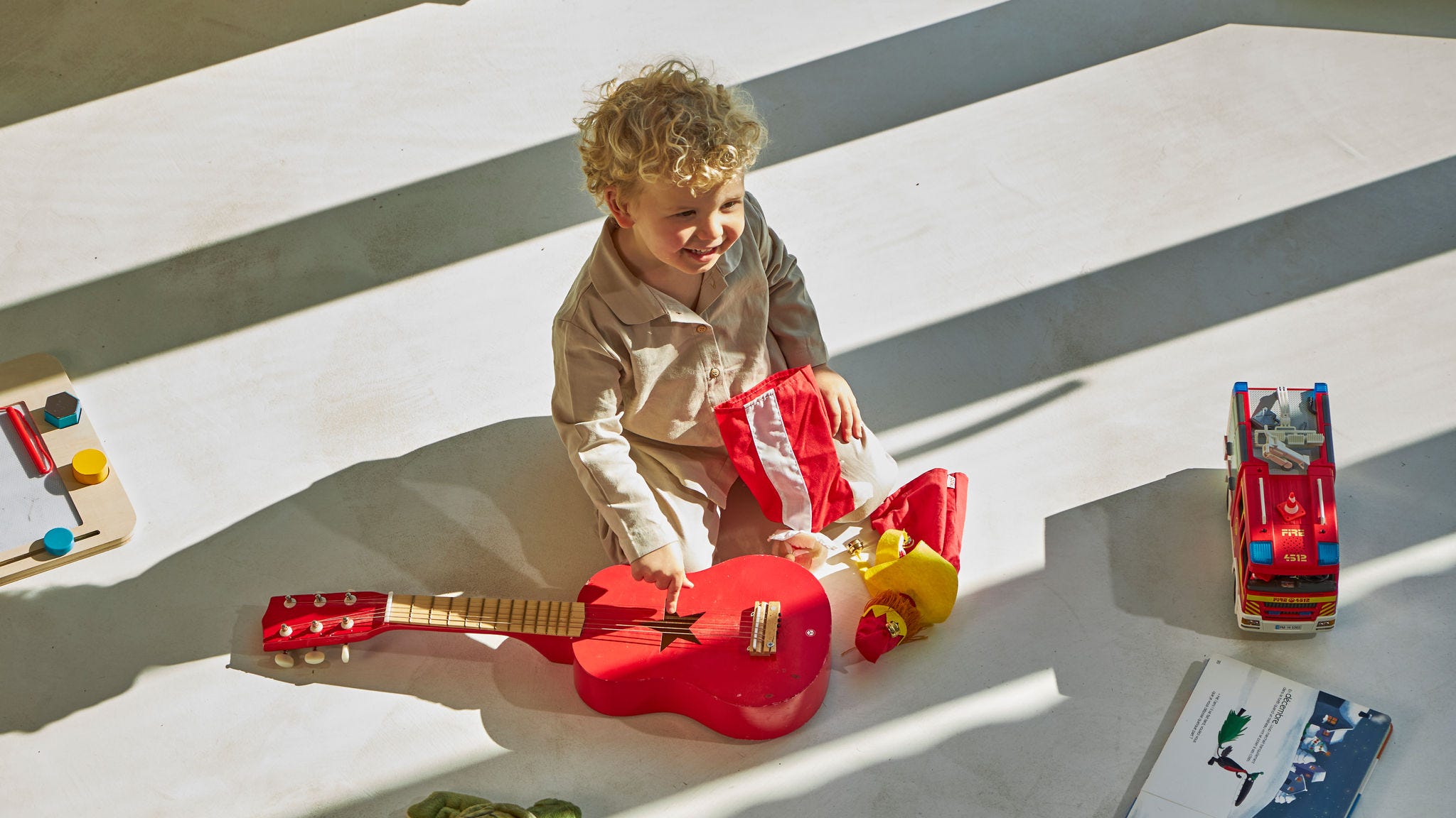 Výhled na město se zeleným okolím