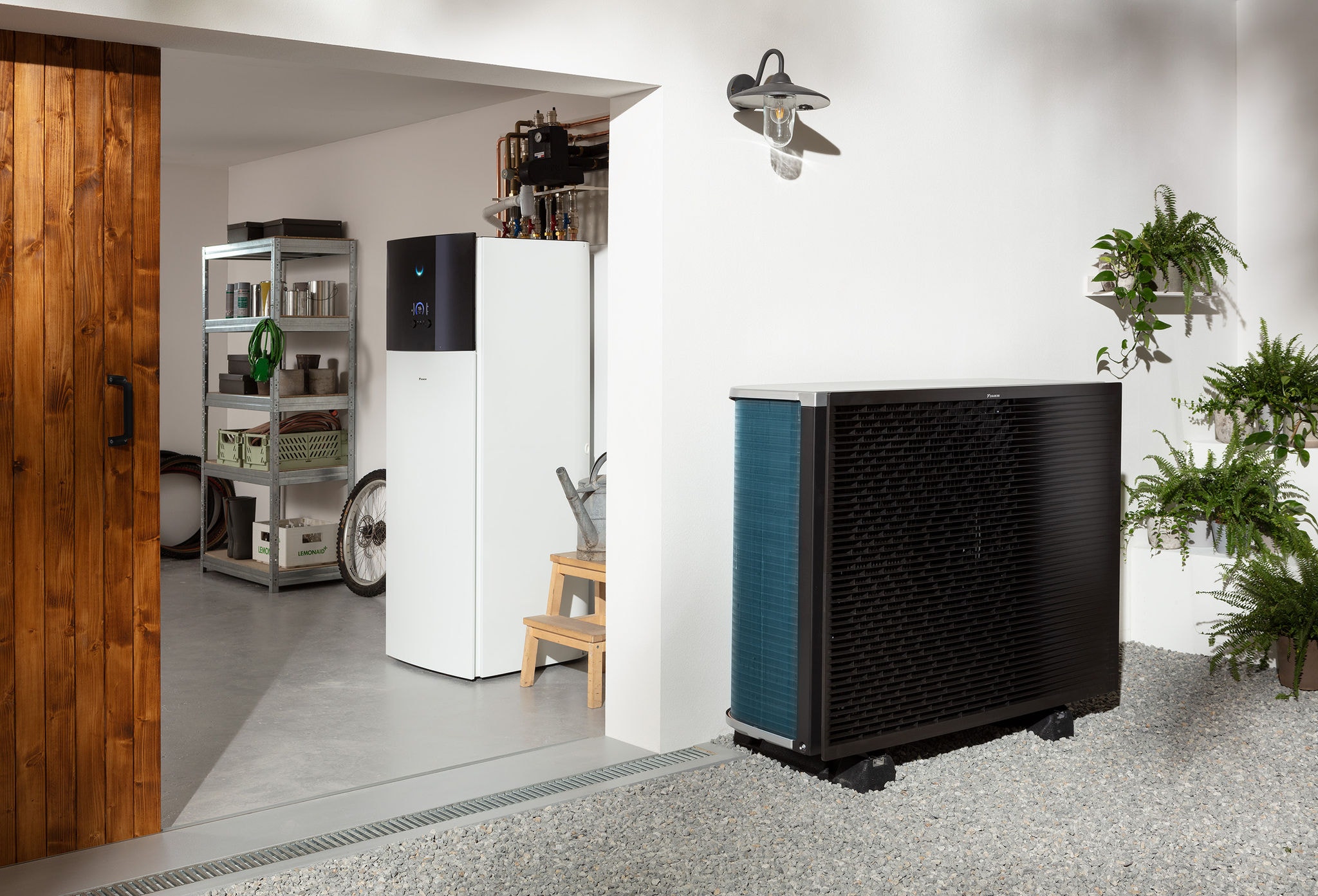 Tepelné čerpadlo Daikin Altherma nainstalované ve skladovací místnosti