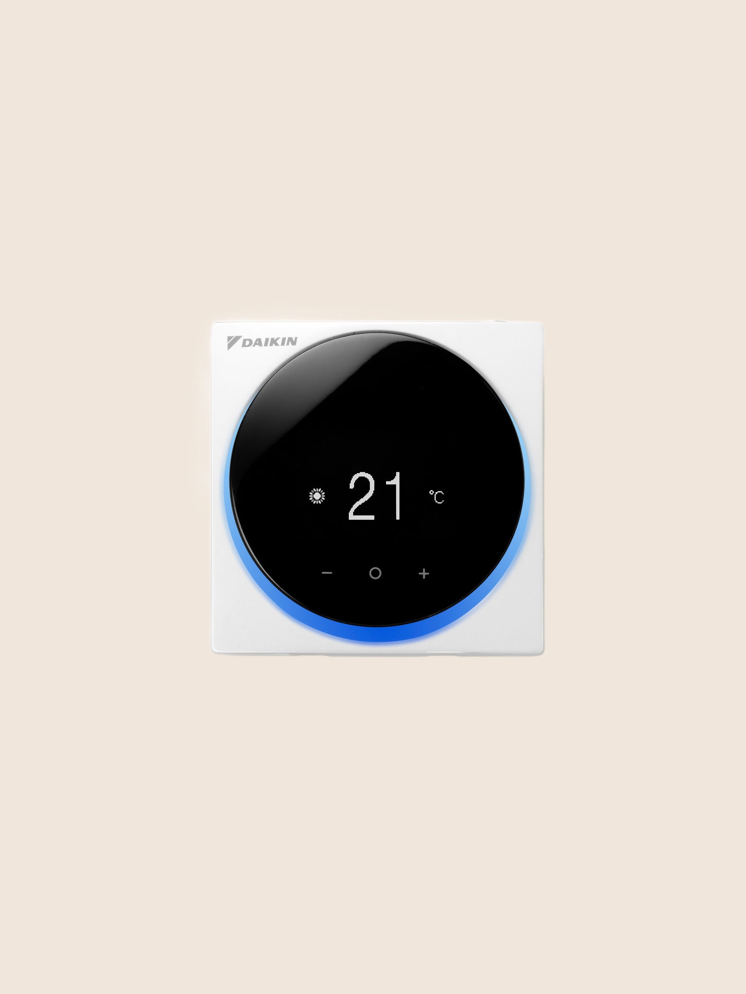 Packshoty: Stylové kabelové dálkové ovládání Madoka