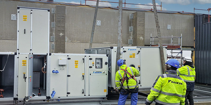 Podpora montážních firem Daikin